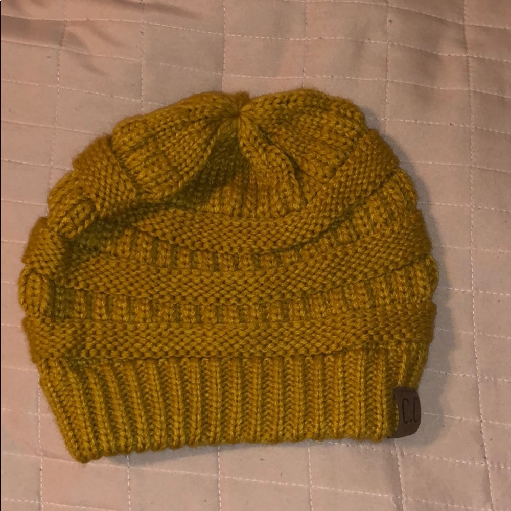 Mustard beanie